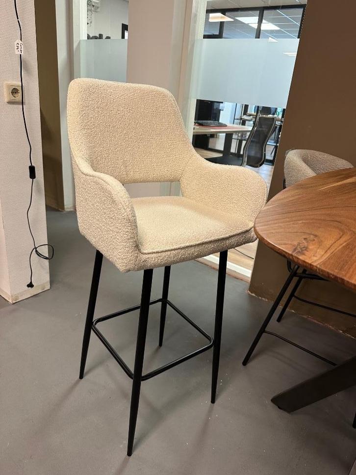 4x barkruk creme - 4x barkruk boucle - 4x kruk teddy wit, Huis en Inrichting, Barkrukken, Nieuw, 90 cm of meer, 4 krukken, Met voetsteun