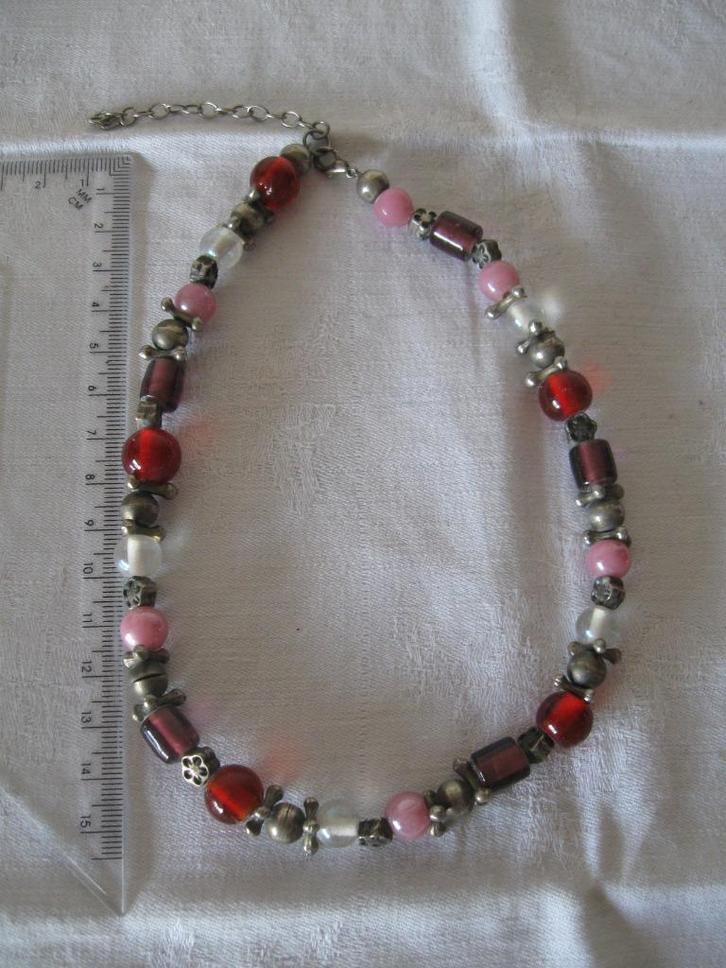 Bijzondere ketting glaskralen roodroze zilverkl. goede staat, Sieraden, Tassen en Uiterlijk, Kettingen, Zo goed als nieuw, Overige materialen