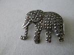 Jaren 50/60 zilver markasiet Olifant Broche, Gebruikt, Verzenden, Minder dan 4 cm, Zilver