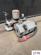 2169. Hoge drukpomp / aftakas, Ophalen, Gebruikt