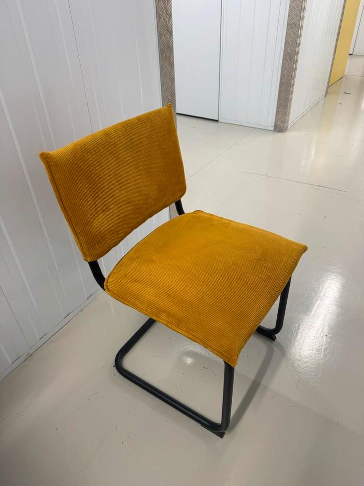 6x Eetkamerstoelen Dylan Ribstof Oker/Rood, Huis en Inrichting, Stoelen, Gebruikt, Vijf, Zes of meer stoelen, Metaal, Overige kleuren