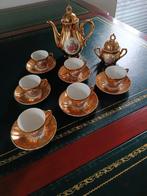 Vintage barok theeservies, goud met mooie afbeelding., Antiek en Kunst, Antiek | Servies compleet, Ophalen of Verzenden