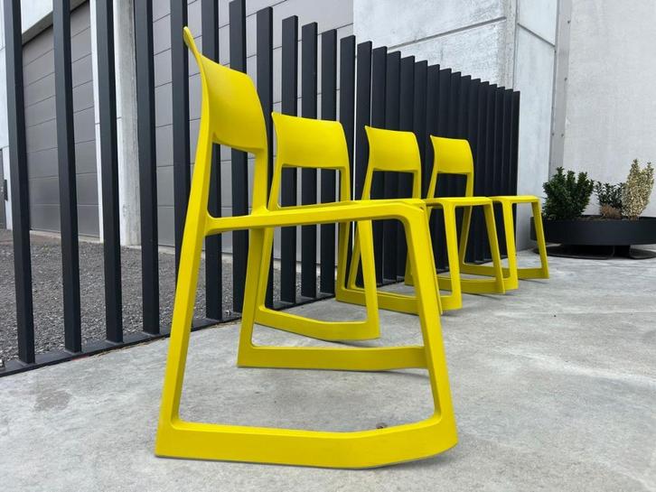 Vitra tipton stoelen | outdoor | 4 stuks | tuinstoelen, Tuin en Terras, Tuinstoelen, Zo goed als nieuw, Kunststof, Stapelbaar