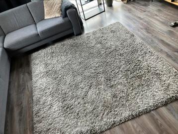 GRATIS BANK/VLOERKLEED/LAMP/SCHILDERIJEN
