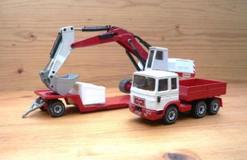 Siku 4012 MAN F8 + dieplader + Menck M500H graafmachine 1/55 beschikbaar voor biedingen