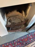 Haardstel, aslade, gietijzerenrooster en haardscherm, Huis en Inrichting, Haarden, Ophalen, Vrijstaande haard, Houthaard