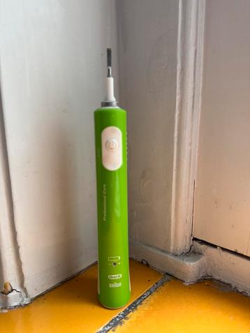 OralB junior 6+ elektrische tandenborstel groen beschikbaar voor biedingen
