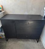Ladekast/ Dressoir/ Commode - Zwart hout, Huis en Inrichting, Kasten | Dressoirs, Ophalen, Gebruikt, 100 tot 150 cm, Met hangruimte