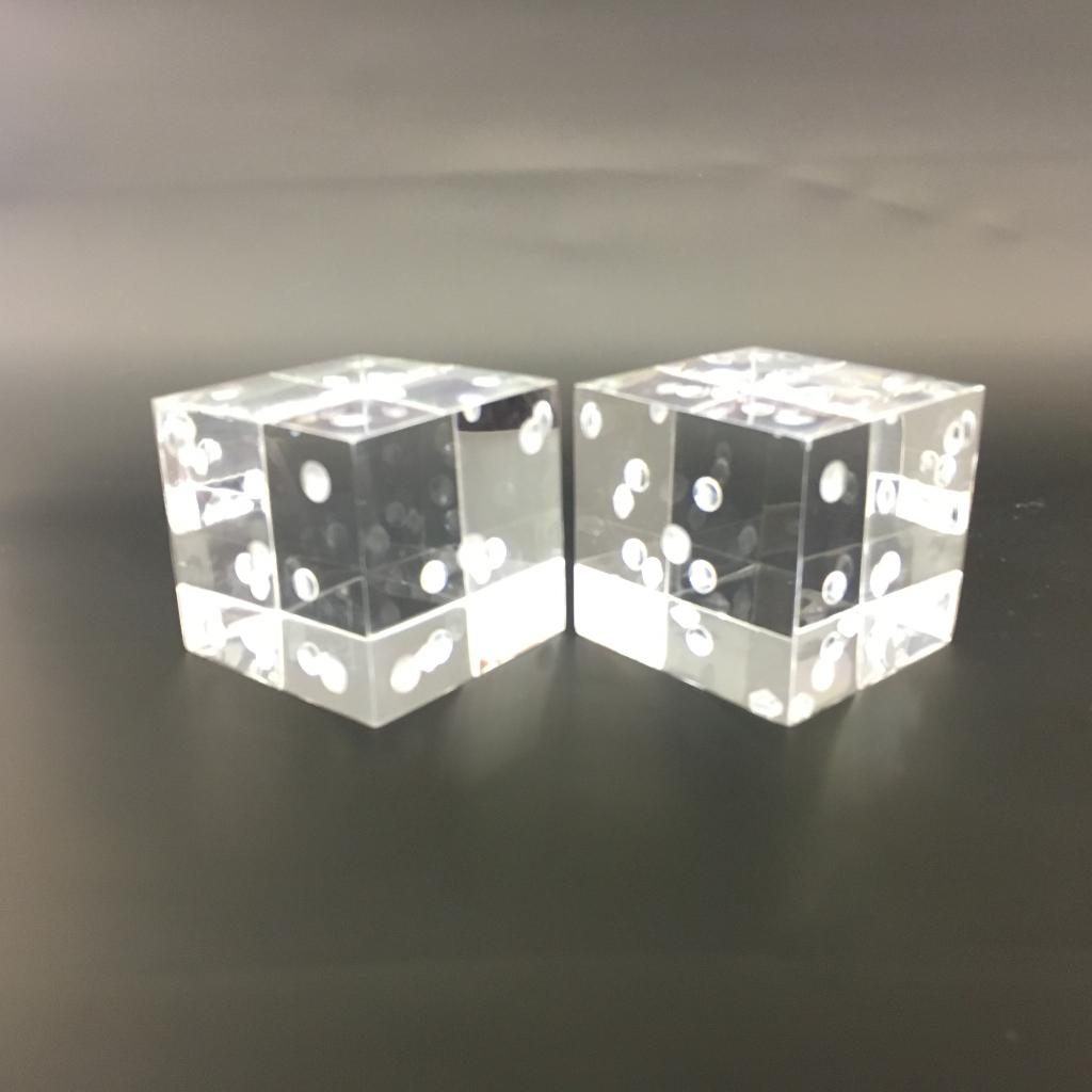 Vintage  grote dobbelsteen plexiglas jaren 70 presse papier, Ophalen of Verzenden, D, D, D