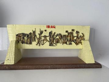 Beeldjes van irakese cultuur beschikbaar voor biedingen