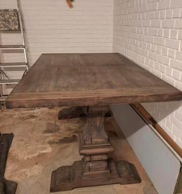 Kloostertafel 180 bij 90 en salontafel beschikbaar voor biedingen