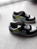 Keurige nette jongens puma gympen maat 35, Ophalen of Verzenden, Zo goed als nieuw, Jongen, Schoenen