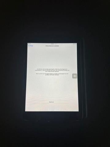 iPad Mini 4 - home knop deffect beschikbaar voor biedingen