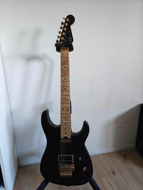 Charvel Warren DeMartini Signature Snake Black replica, Muziek en Instrumenten, Snaarinstrumenten | Gitaren | Elektrisch, Zo goed als nieuw