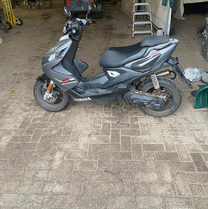 Yamaha Aerox R, Fietsen en Brommers, Scooters | Yamaha, Zo goed als nieuw, Aerox, Benzine, Ophalen