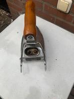 Strijkijzer jaren 50 AEG, Ophalen