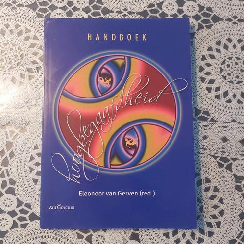 Handboek Hoogbegaafdheid, Boeken, Wetenschap, Zo goed als nieuw, Ophalen of Verzenden