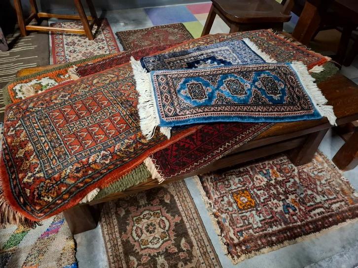 Perzisch Oosters vintage vloerkleedje tapijtje diverse. Zie,, Huis en Inrichting, Stoffering | Tapijten en Kleden, Zo goed als nieuw