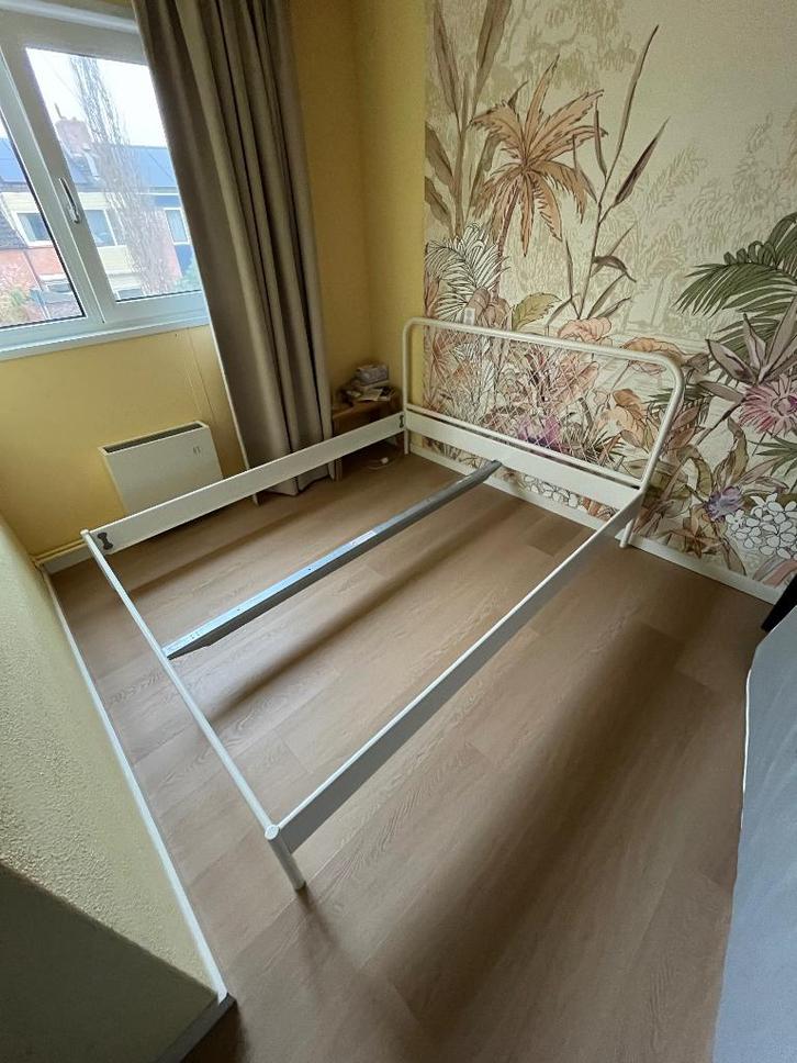 Bed 160x200, Huis en Inrichting, Slaapkamer | Bedden, Gebruikt, Tweepersoons, 160 cm, 200 cm, Metaal, Wit, Ophalen