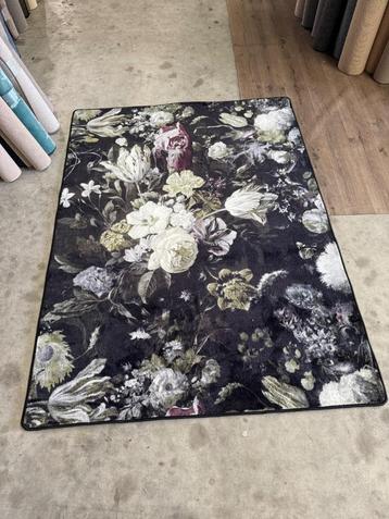 vloerkleed bloemen soft Yarn  beschikbaar voor biedingen