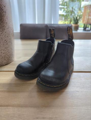 Dr. Martens laarsjes maat 23 beschikbaar voor biedingen