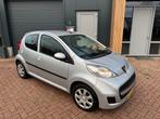 Peugeot 107 1.0 12V 5DR 2011 /1 ste eigenaar/weinig km/Airco, Voorwielaandrijving, Stof, Zwart, 4 stoelen