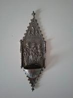 Oude Tinnen Wijwaterbakje, Ophalen