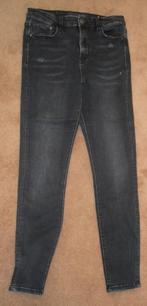 Zwarte jeans  super stretch maat 38, Nieuw, W30 - W32 (confectie 38/40), Stradivarius, Zwart
