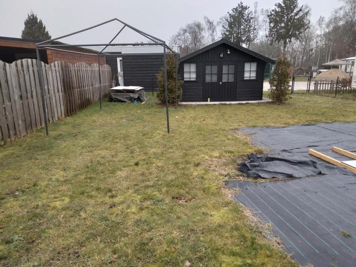 Te koop staanplaats met tourcaravan met voortent en luifel, Caravans en Kamperen, Voortenten en Luifels, Ophalen of Verzenden