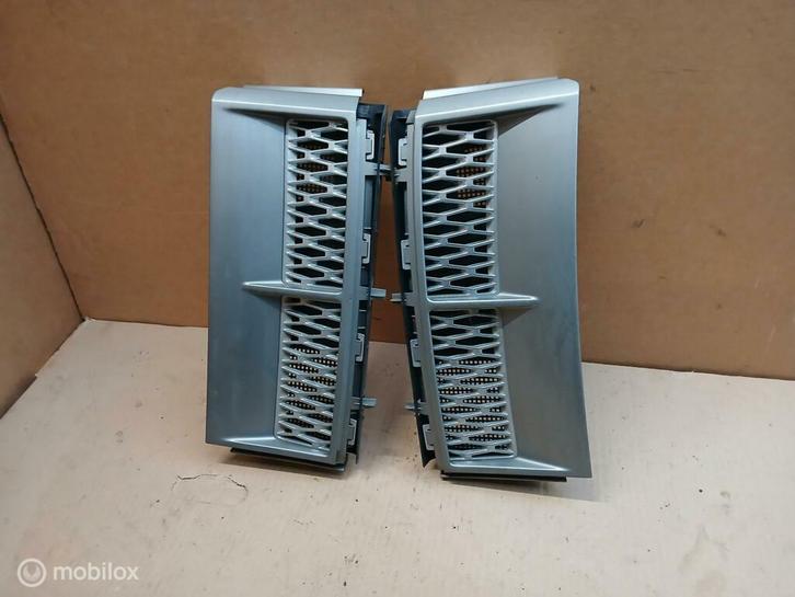 Side vents Range Rover L322 vogue 2010 grill rooster scherm, Auto-onderdelen, Overige Auto-onderdelen, Land Rover, Gebruikt, Ophalen of Verzenden