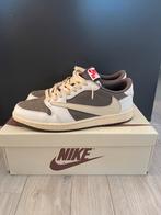 Nike Air Jordan 1 Travis Scott - Maat 44, Ophalen of Verzenden, Zo goed als nieuw, Sneakers of Gympen
