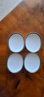 Porseleinen schaaltjes, Ophalen