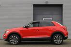 Volkswagen T-Roc 1.5 TSI Active I AUTOMAAT I NAVI I CARPLAY, 1254 kg, Stof, 4 cilinders, 150 pk
