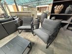 Nieuw uit voorraad leverbaar | Loungeset Coral Sooty, Ophalen, 4 zitplaatsen, Bijzettafel, Tuinset