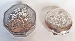 Paar Art Nouveau pillendoosjes., Antiek en Kunst, Antiek | Goud en Zilver, Ophalen of Verzenden, Zilver