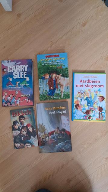 Jeugd leesboeken beschikbaar voor biedingen