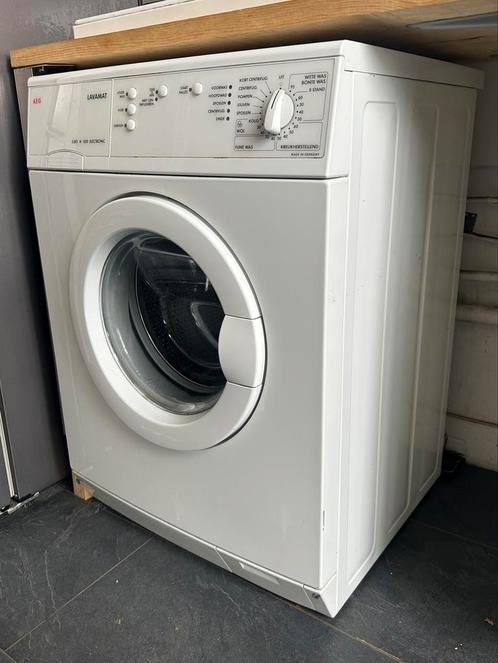 Wasmachine AEG Lavamat LEURO1200, Witgoed en Apparatuur, Wasmachines, Zo goed als nieuw, Voorlader, 85 tot 90 cm, 1200 tot 1600 toeren