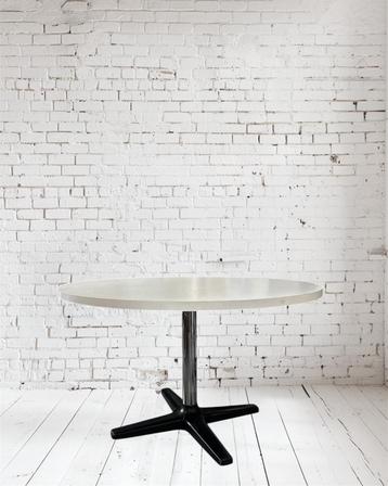 Vintage Dutch design Pastoe eettafel, space age dining table beschikbaar voor biedingen