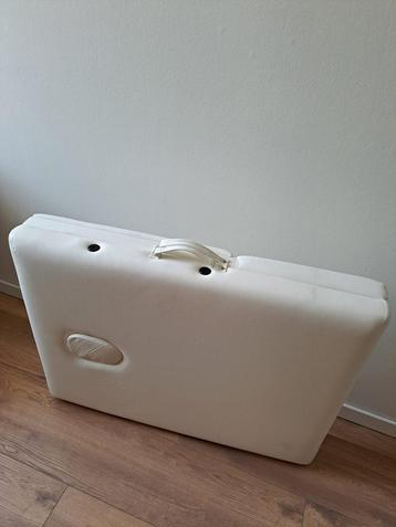 (nieuw) Massagetafel met hoofdsteun en armsteun beschikbaar voor biedingen