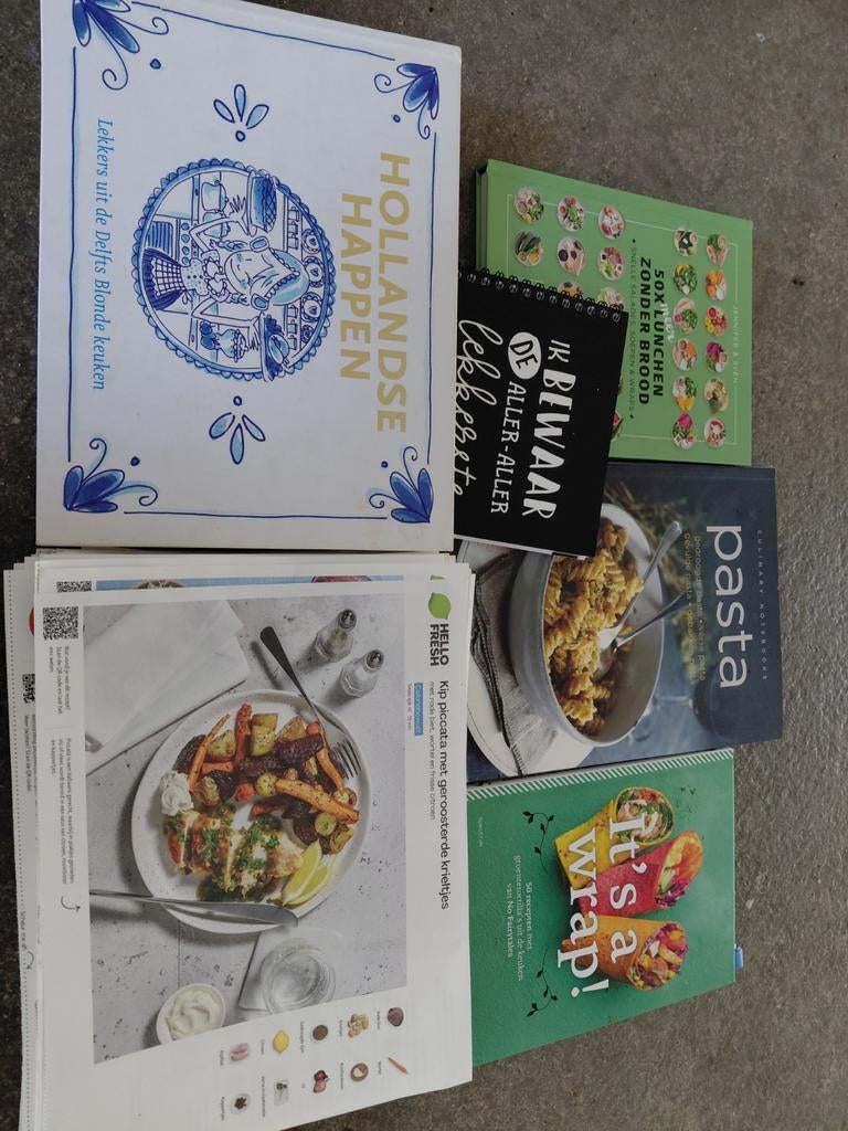 4 Kookboeken en recepten hello fresh, Ophalen of Verzenden, Gelezen