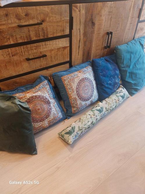 Prachtige set kussens tekoop, Huis en Inrichting, Woonaccessoires | Kussens, Zo goed als nieuw, Vierkant, Ophalen