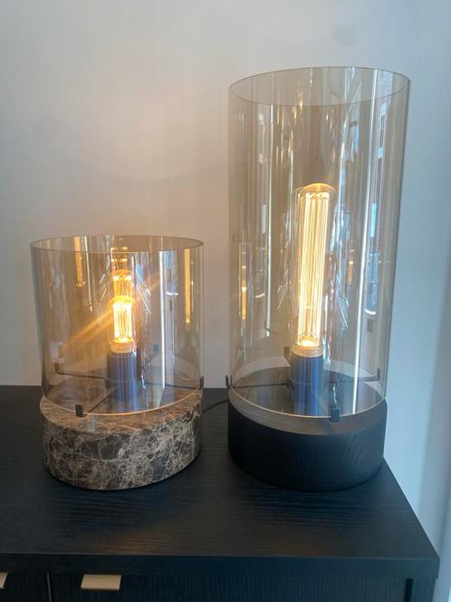 By Eve Tafellampen champagne glas met marmer, Huis en Inrichting, Lampen | Tafellampen, Zo goed als nieuw, Minder dan 50 cm, Glas