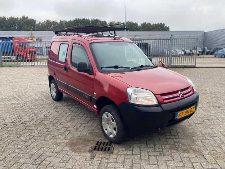 Citroën Berlingo 2.0 HDI 500 4WD 2004, Auto's, Bestelauto's, Particulier, Airbags, Bluetooth, Dakrails, Elektrische ramen, Panoramadak