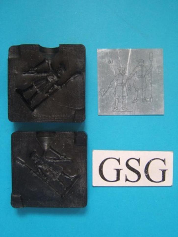 Artillery men PA33 nr. 27056-02, Hobby en Vrije tijd, Modelbouw | Figuren en Diorama's, Zo goed als nieuw, 1:35 tot 1:50, Ophalen