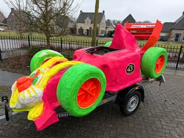 Polyester Formule 1 auto voor carnaval loopgroep, Kleding | Dames, Carnavalskleding en Feestkleding, Gedragen, Accessoires, Carnaval