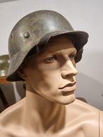 Zittende etalagepop paspop pop mannequin, Ophalen, Landmacht, Nederland