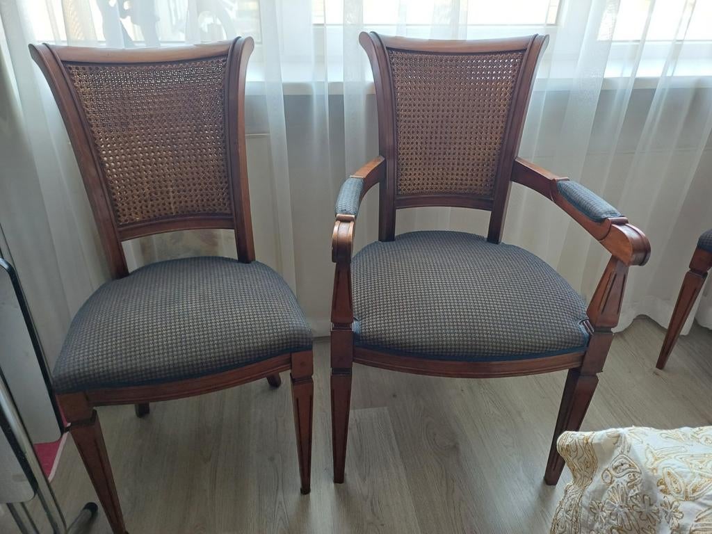 6 Kersen Houten Stoelen - 2 met Leuning, 4 zonder, Huis en Inrichting, Stoelen, Ophalen, Gebruikt, Bruin, Klassiek