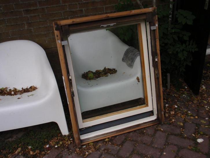 Velux dakraam met gootstukken GGL 304., Doe-het-zelf en Verbouw, Glas en Ramen, Gebruikt, Dakraam, 80 tot 120 cm, Minder dan 80 cm