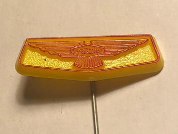 Plastic JAGUAR AUTOMERK Speld (Geel/Oranjerood). beschikbaar voor biedingen