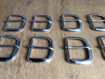 8x metalen gespen - metaal gesp - voor ceintuur / riem / tas beschikbaar voor biedingen